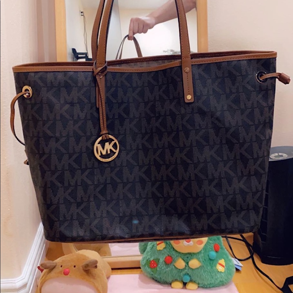 Michael Kors Large Jet Set Tote